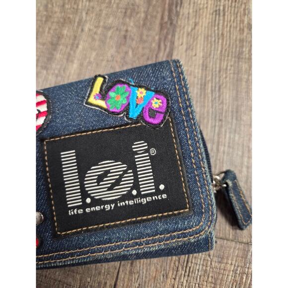 L.E.I. Vintage 1990s 2000s Dark Jean Denim Wallet with Patches - Picture 3 of 9